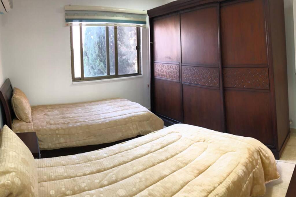 Apt 4 Rent/A Quiet Neighborhood Close To Services Amman Exterior foto